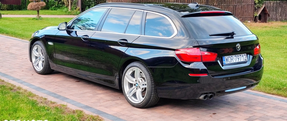 BMW Seria 5 cena 47999 przebieg: 301000, rok produkcji 2011 z Działoszyce małe 529